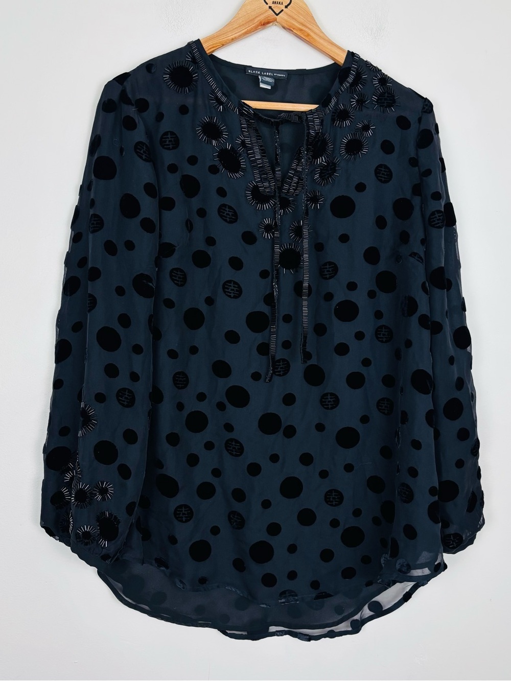 Chico’s Black Label Silk Blend Burnout Velvet Tunic Top Velvet Beaded. 1(medium)
